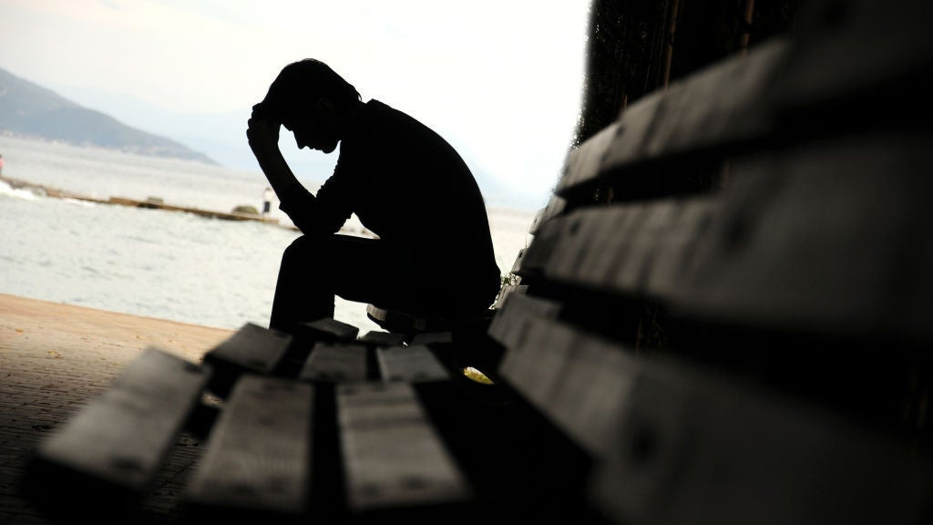 Οι αδύνατοι άνθρωποι έχουν περισσότερες πιθανότητες να παρουσιάσουν κατάθλιψη σύμφωνα με νέα έρευνα